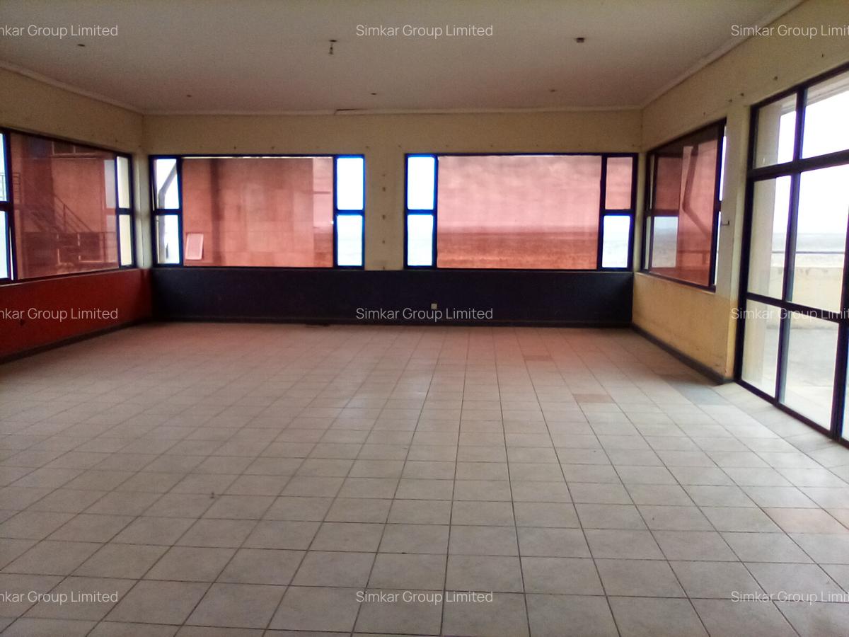 Shop with Service Charge Included at Mombasa Rd - 19