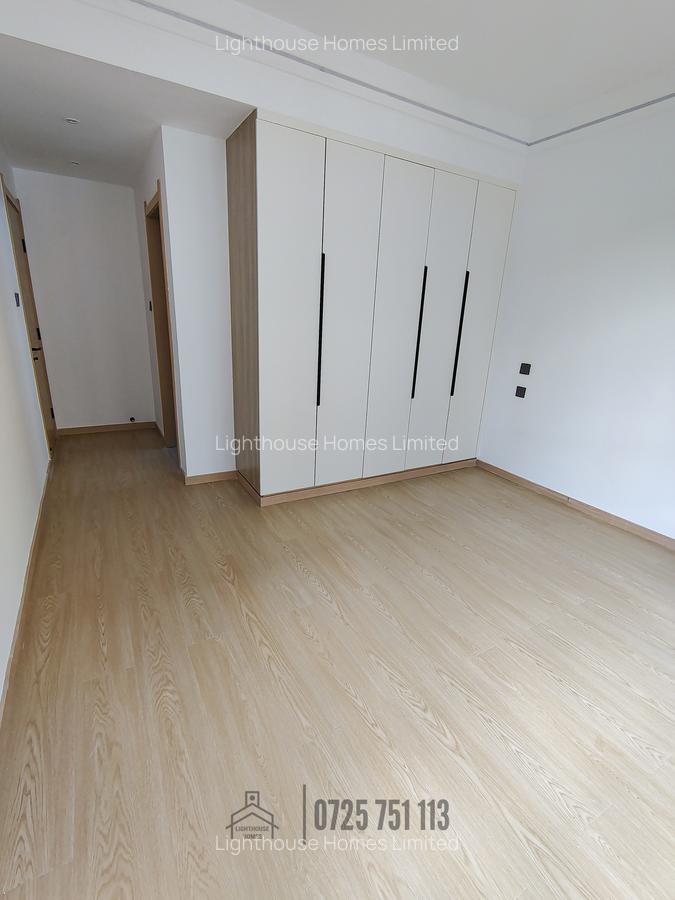 2 Bed Apartment with En Suite at Junction Mall - 5