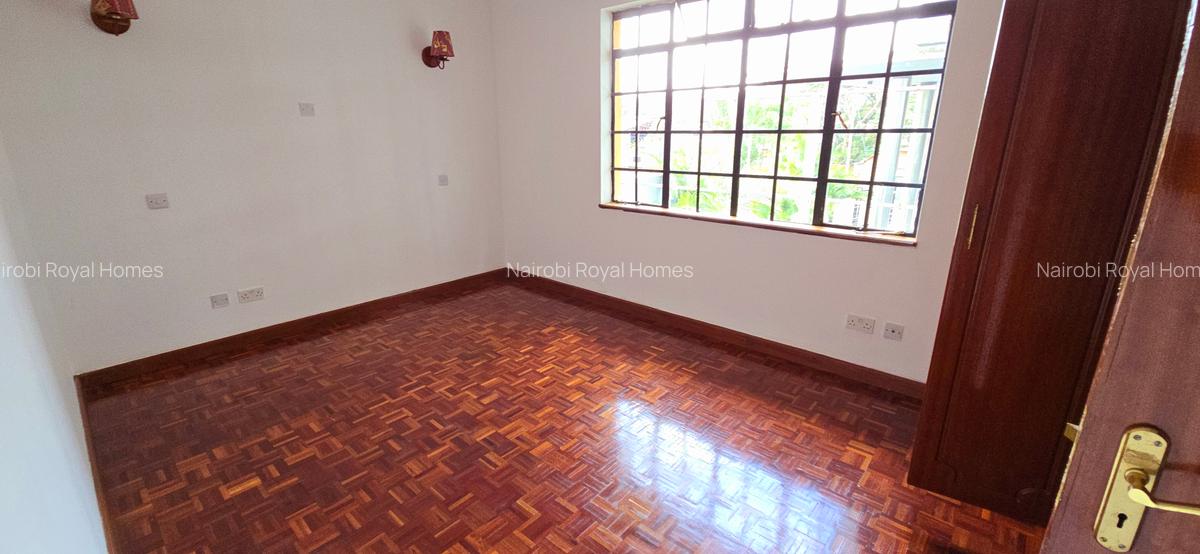 4 Bed Townhouse with En Suite at Lavington Mugumo Road 55 - 20