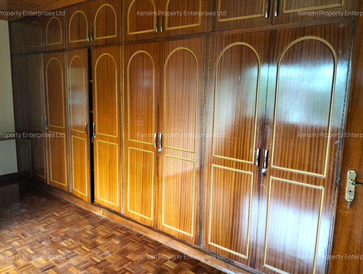 4 Bed Townhouse with En Suite in Westlands Area - 19