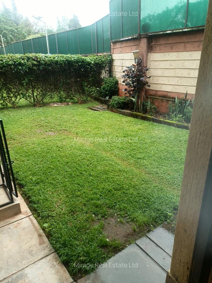 4 Bed Villa with En Suite in Lavington - 4