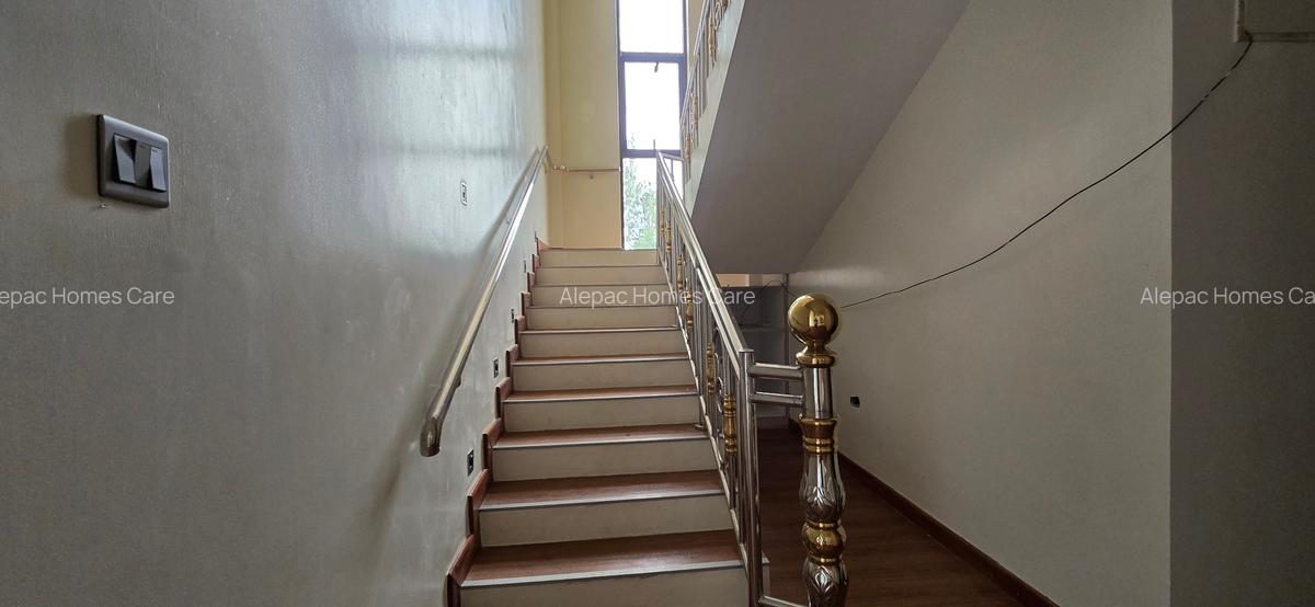 4 Bed Townhouse with En Suite at Kamakis - 7
