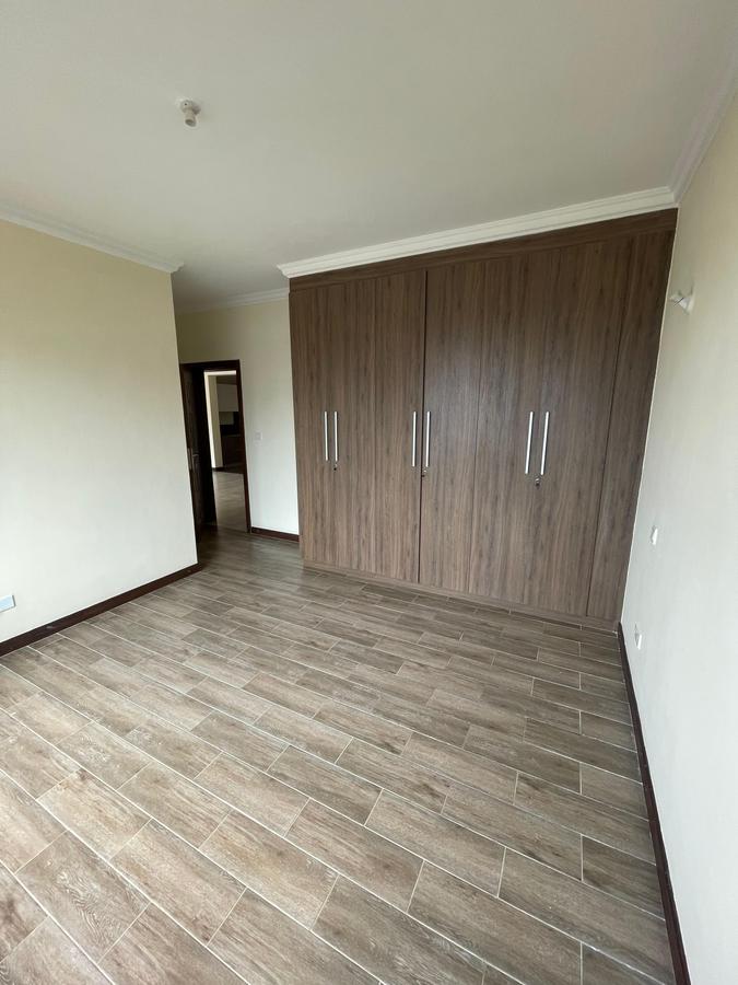 3 Bed Apartment with En Suite at Off City Park Drive - 17