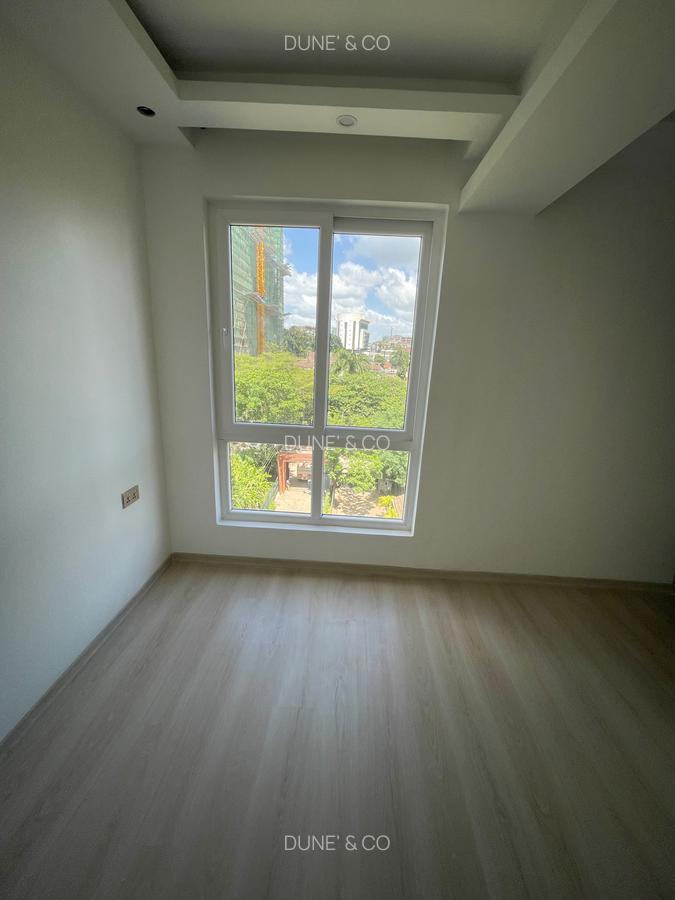 1 Bed Apartment with En Suite in Westlands Area - 13