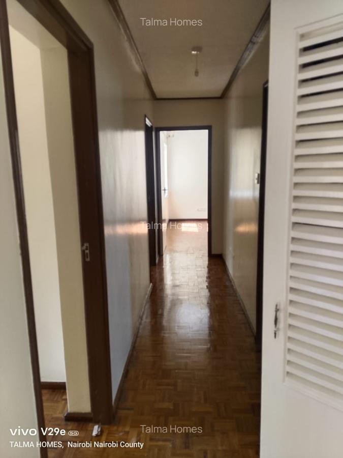 3 Bed Apartment with En Suite at Denis Pritt - 18