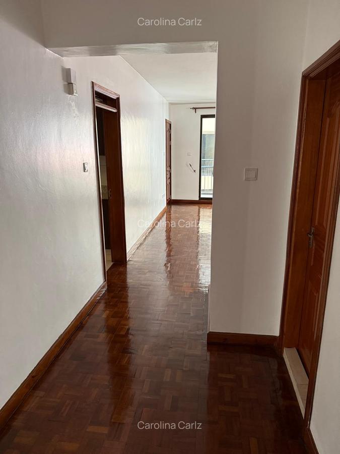 2 Bed Apartment with En Suite in Kilimani - 12