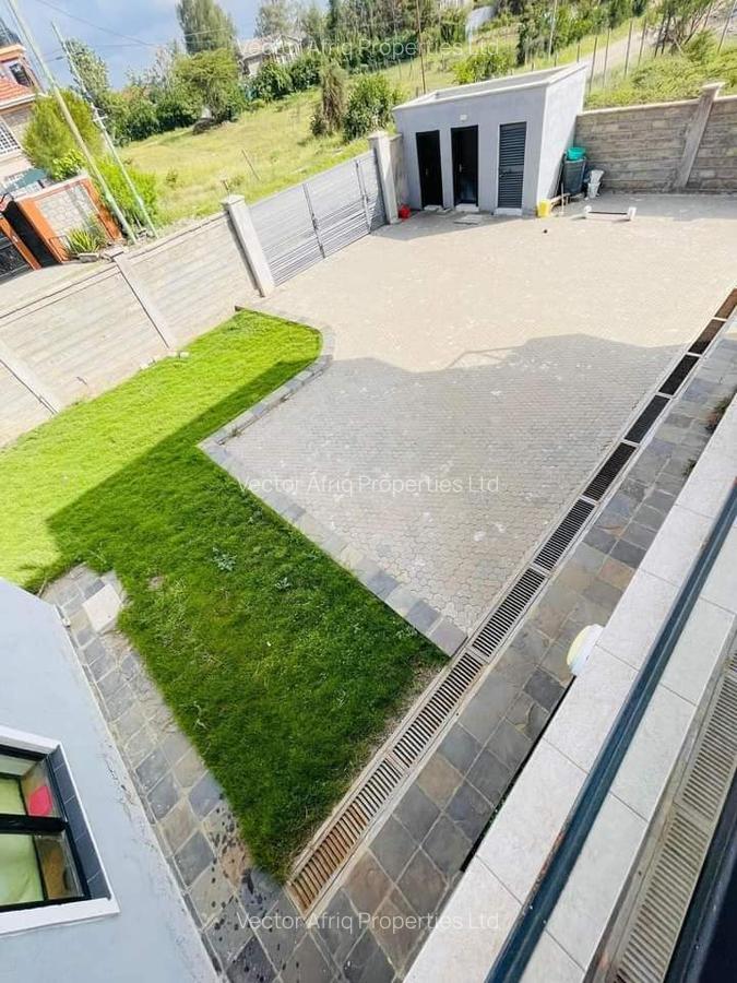 4 Bed Townhouse with En Suite at Chuna - 10