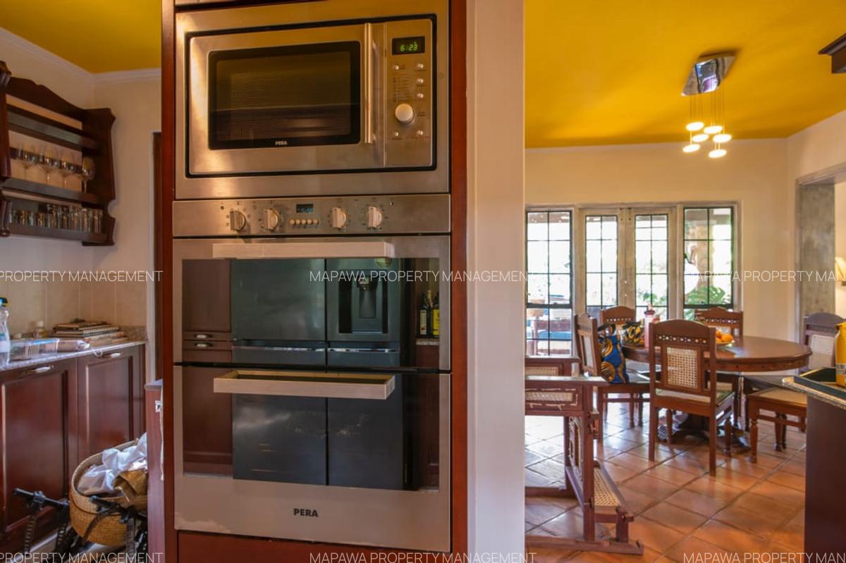 3 Bed Townhouse with En Suite in Windsor - 13