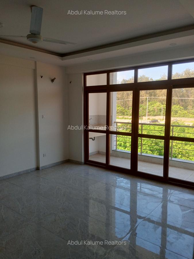 Serviced 2 Bed Apartment with En Suite at Nyali - 11