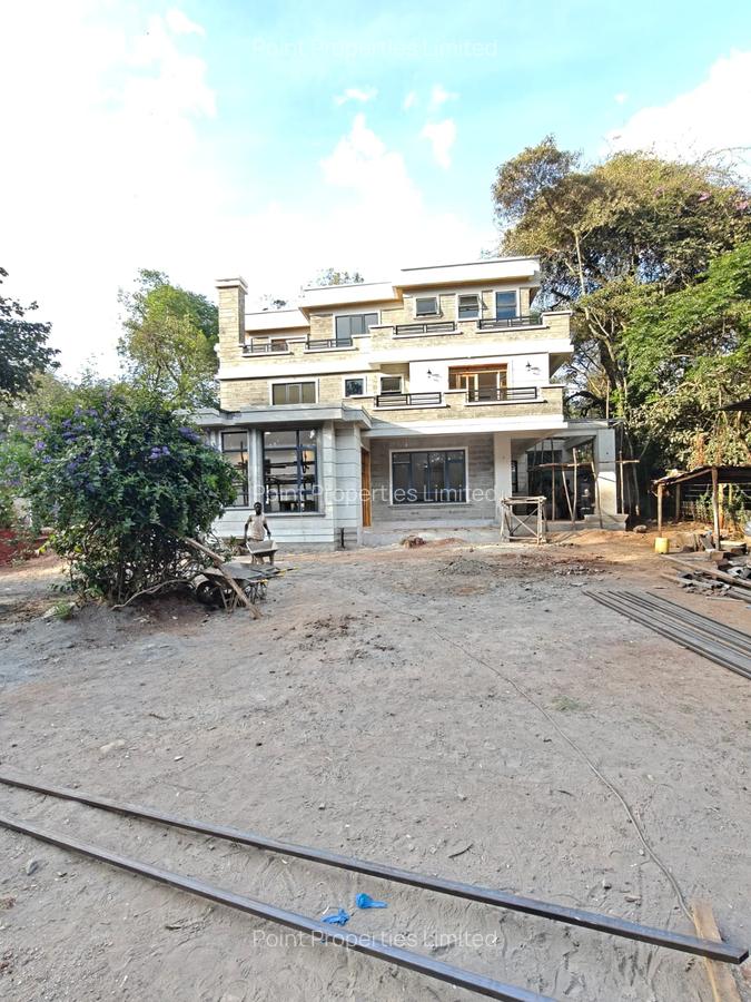 9 Bed Villa with En Suite in Karen - 4