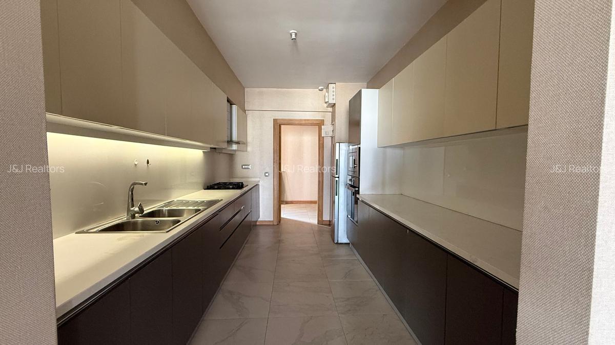 3 Bed Apartment with En Suite in Kileleshwa - 6