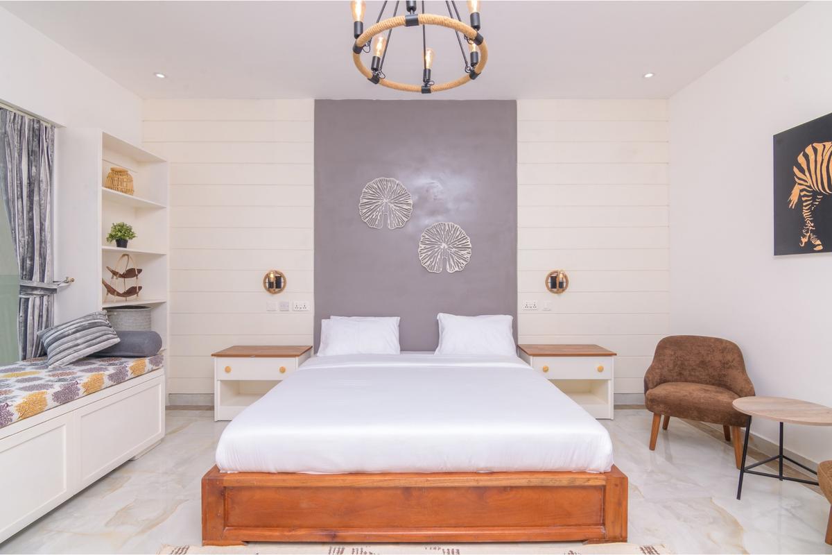 Furnished 4 Bed Apartment with En Suite at Oceanic Road - 11