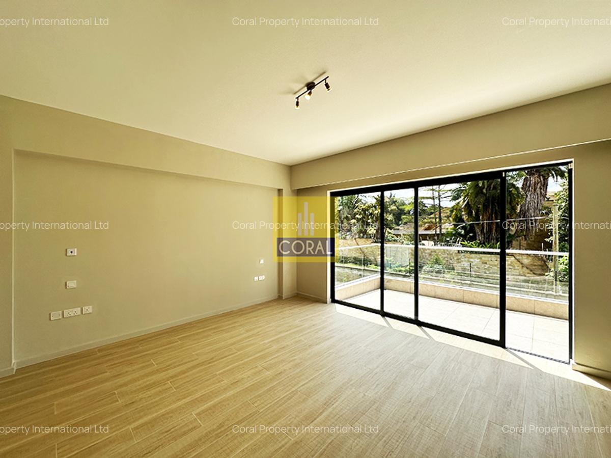 5 Bed Villa with En Suite in Kyuna - 7