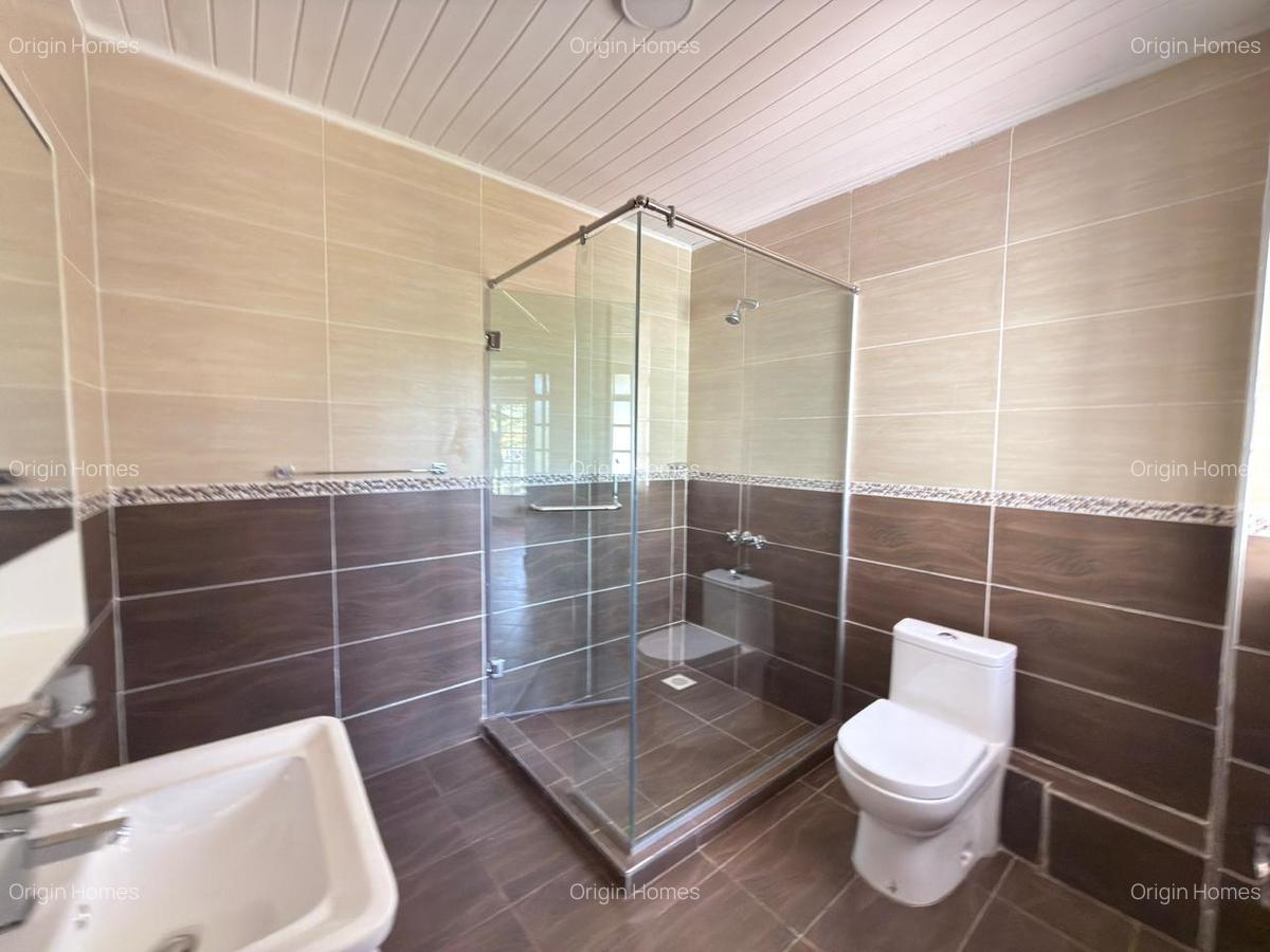 4 Bed House with En Suite in Gigiri - 17