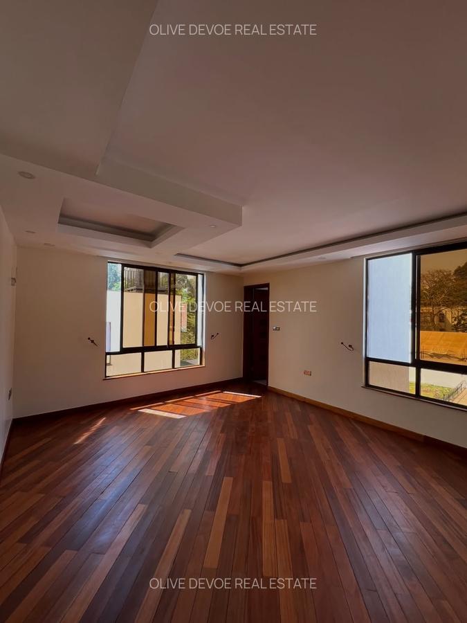 5 Bed Townhouse with En Suite in Kileleshwa - 6