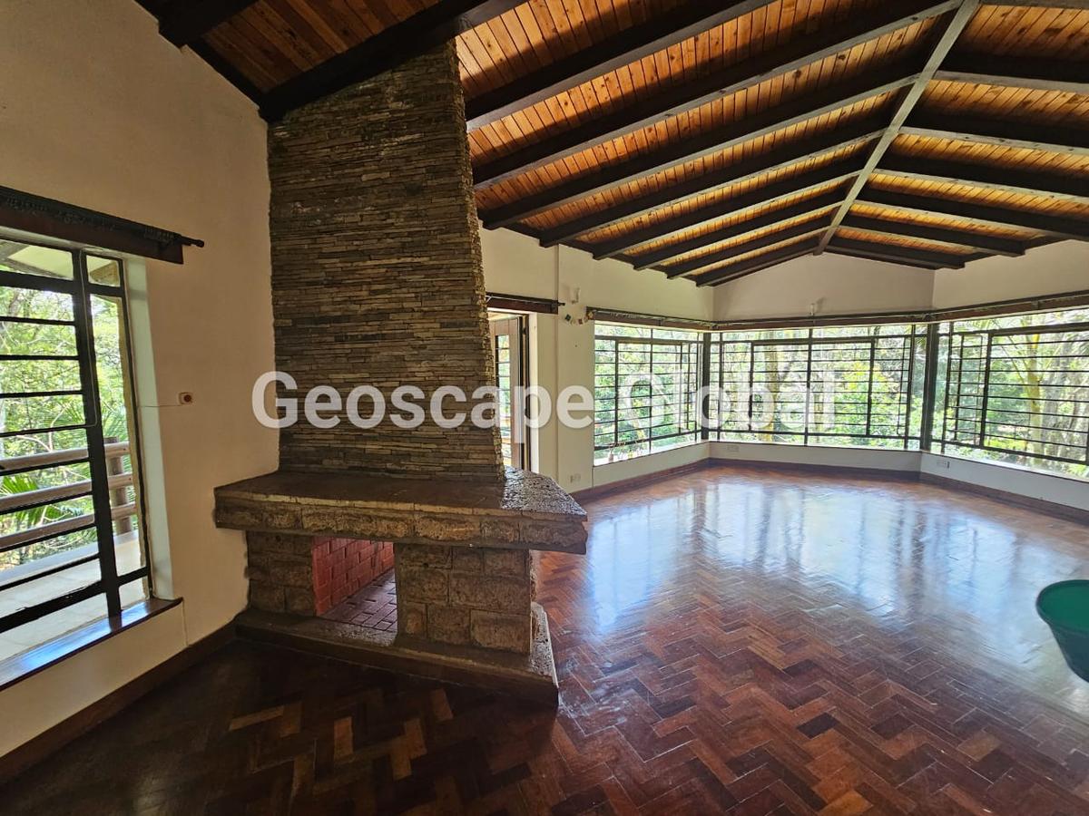 5 Bed House with En Suite in Kitisuru - 11