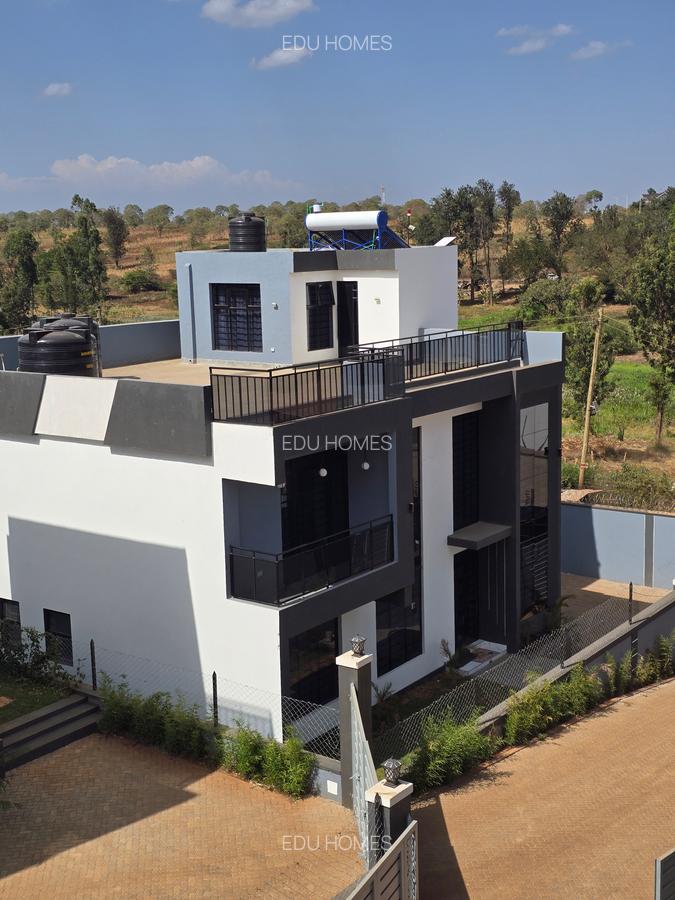 4 Bed House with En Suite at Thikaroad - 12