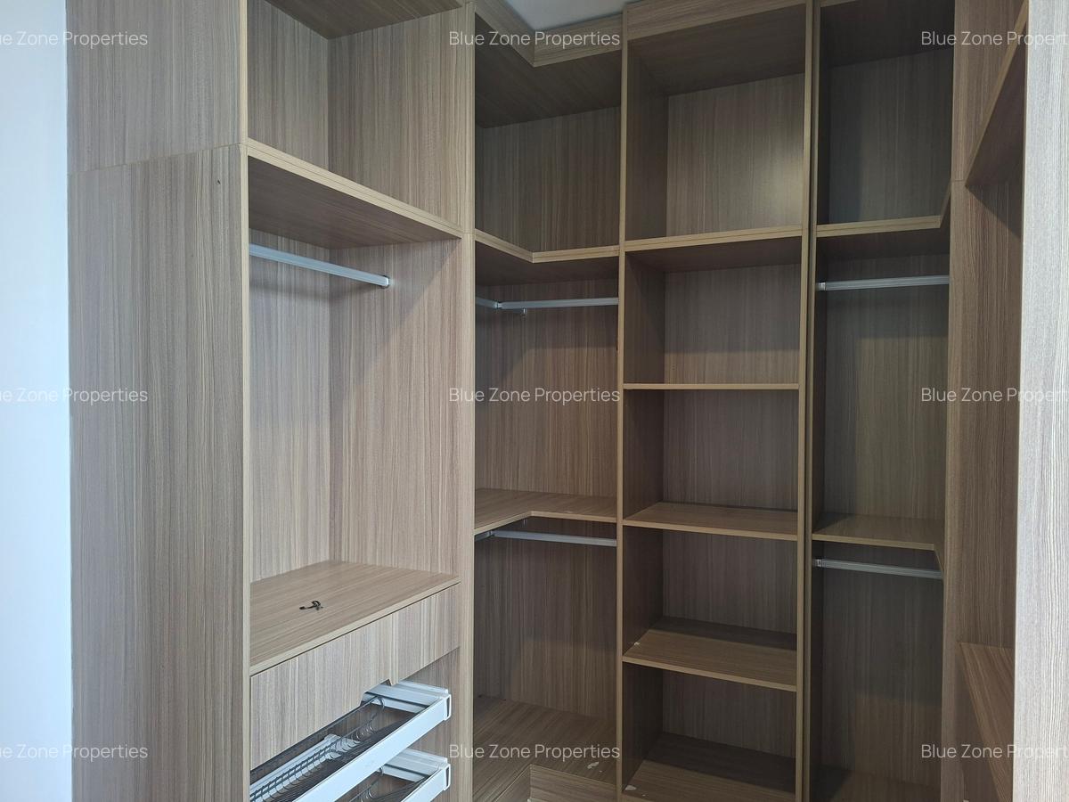 4 Bed Townhouse with En Suite at Off Glory Rd - 15