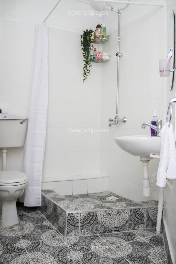 Serviced 1 Bed Apartment with Parking at East Church Road - 9