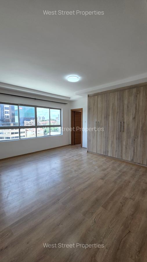 3 Bed Apartment with En Suite at Yaya Center - 5