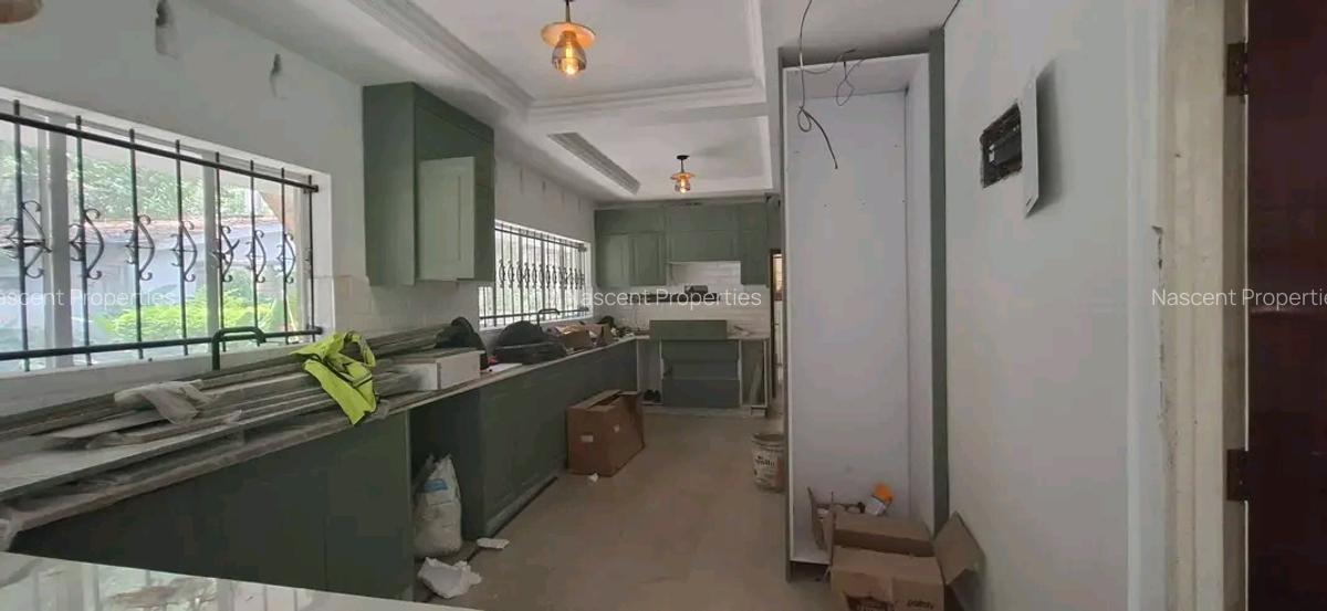 4 Bed House with En Suite in Muthaiga - 8