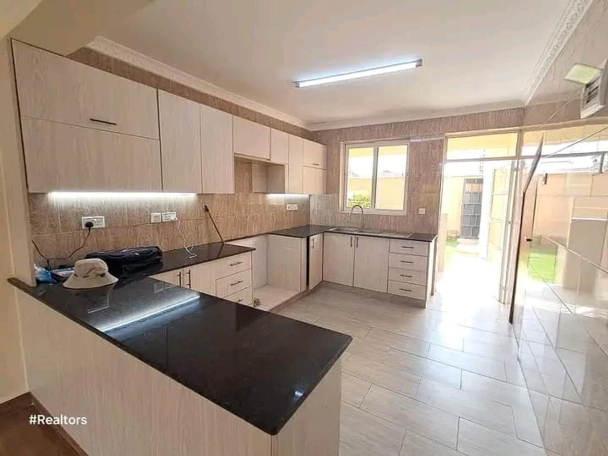 4 Bed Villa with En Suite in Syokimau - 7