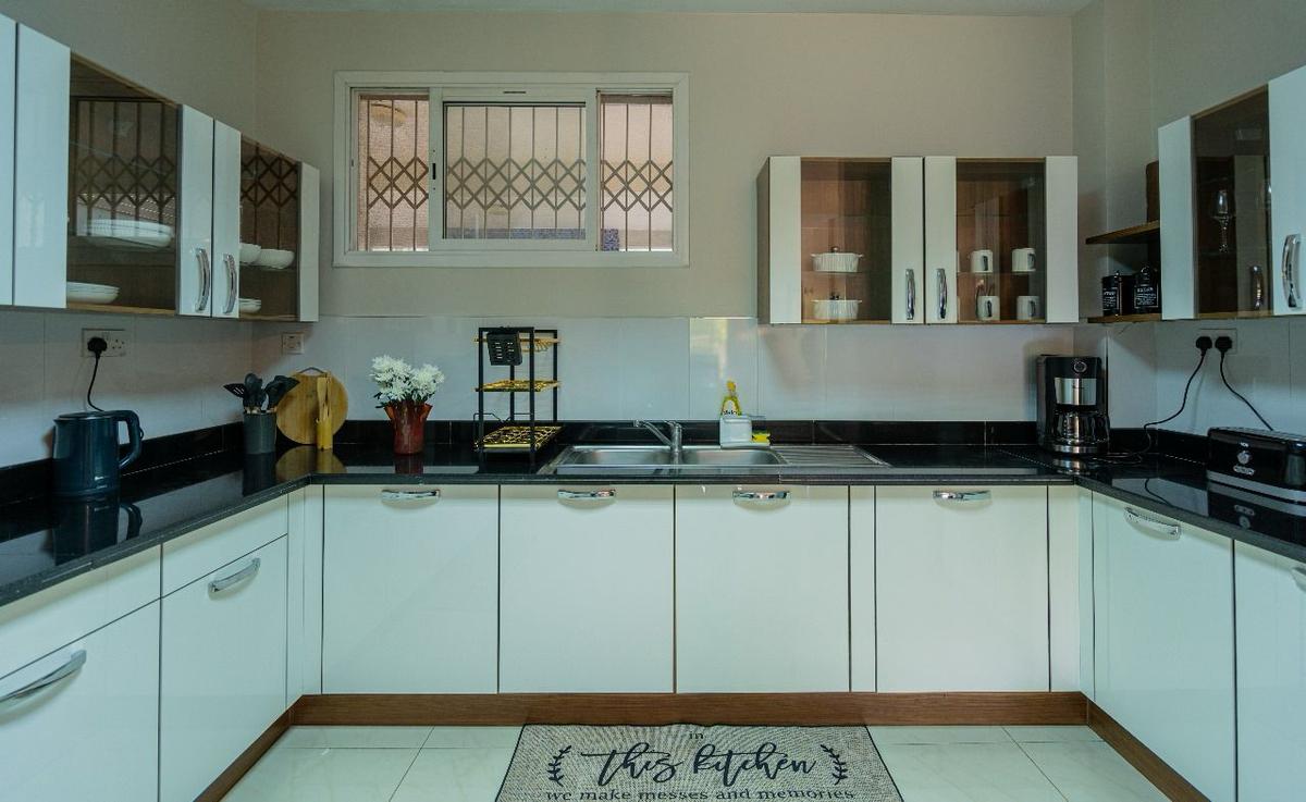 Furnished 2 Bed Apartment with En Suite at Kileleshwa - 7