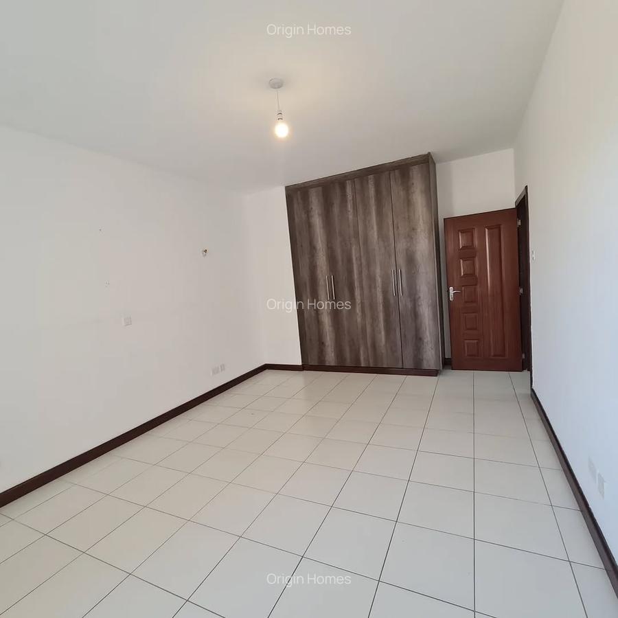 2 Bed Apartment with En Suite at Westlands - 11