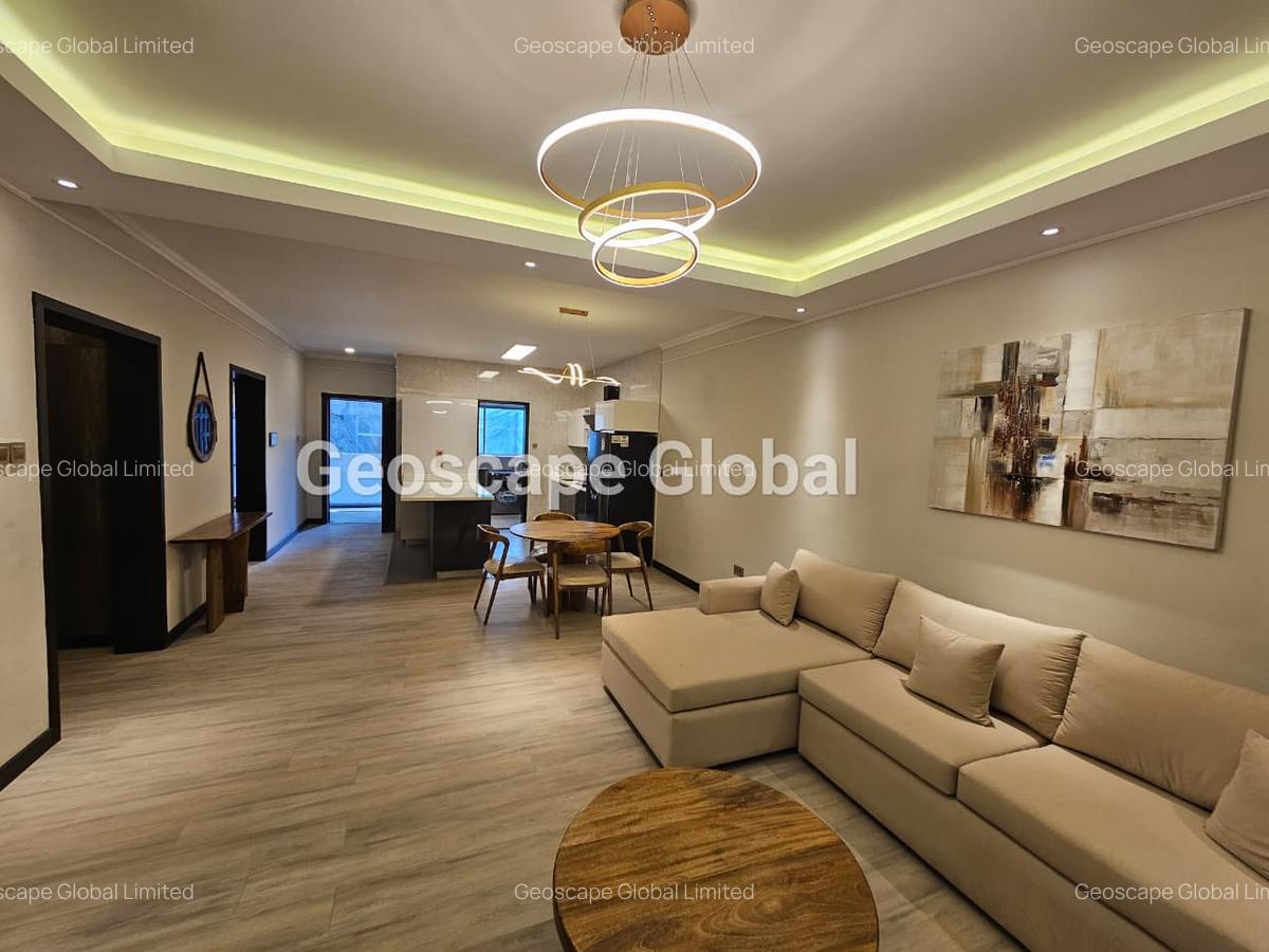 3 Bed Apartment with En Suite in Riverside - 2