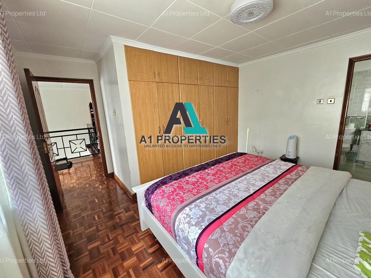 4 Bed Townhouse with En Suite in Lavington - 11