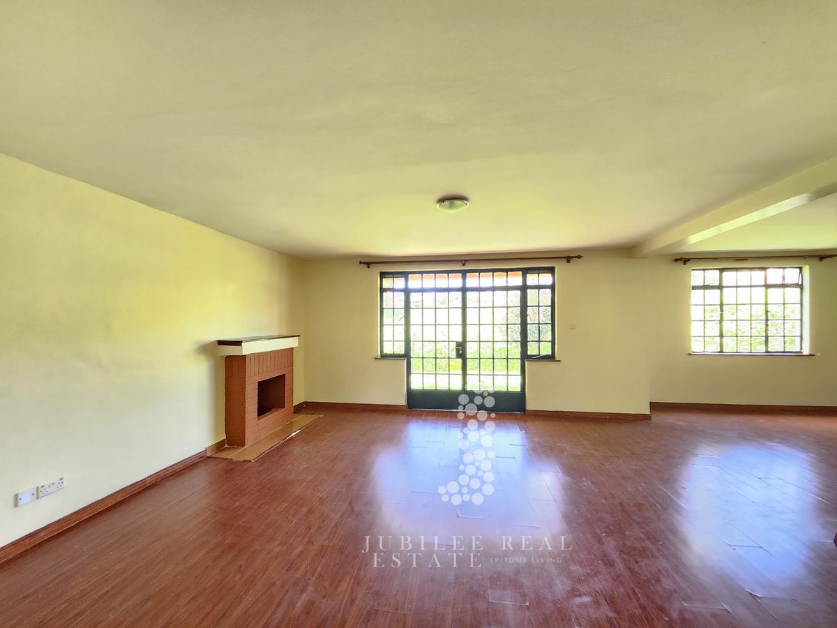 4 Bed Townhouse with En Suite in Kiambu Road - 7