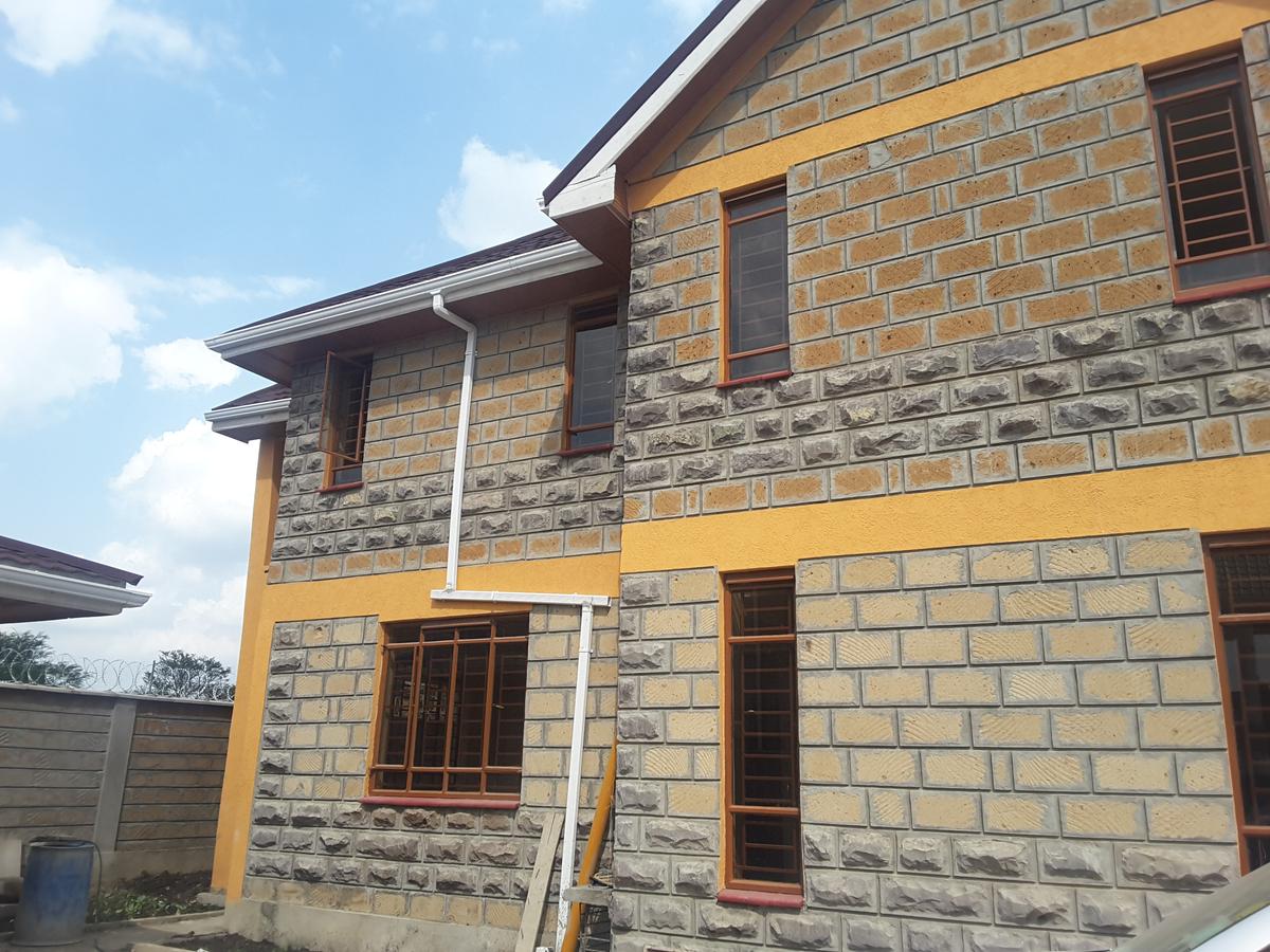 4 Bed House with En Suite in Ongata Rongai - 15