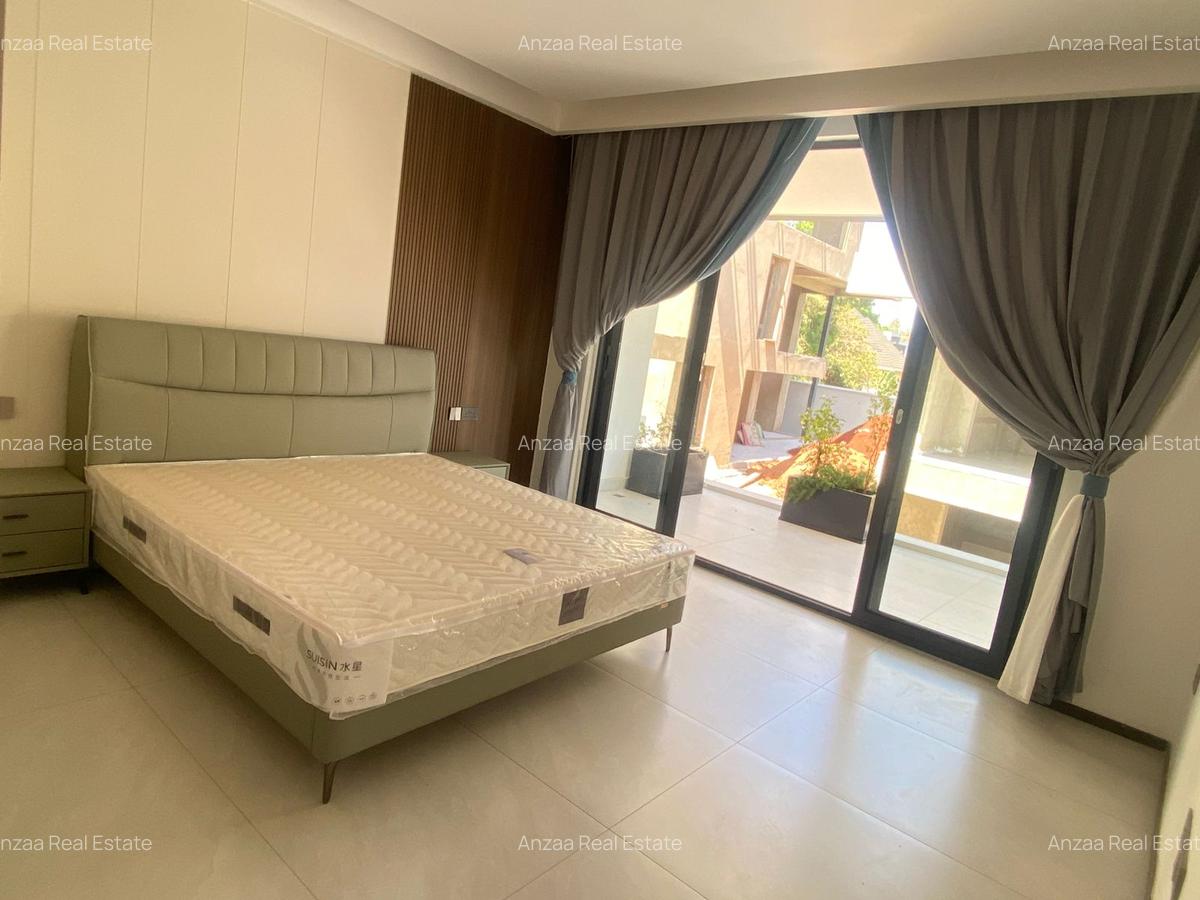 5 Bed Villa with En Suite at Jacaranda Avenue - 6