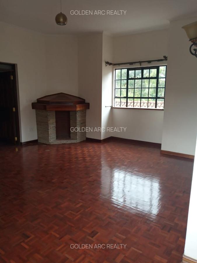 4 Bed Townhouse with En Suite in Karen - 8