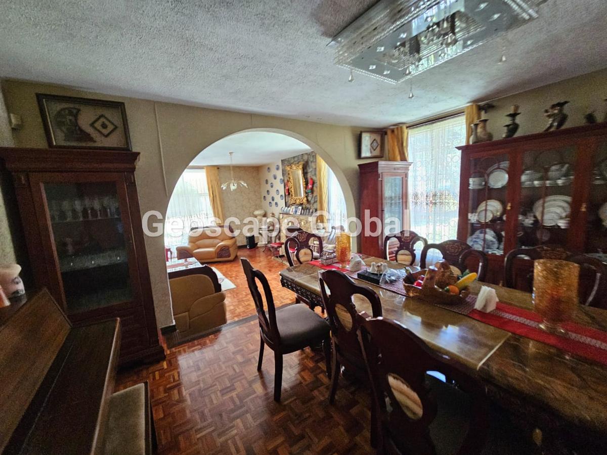 4 Bed House with En Suite in Runda - 7