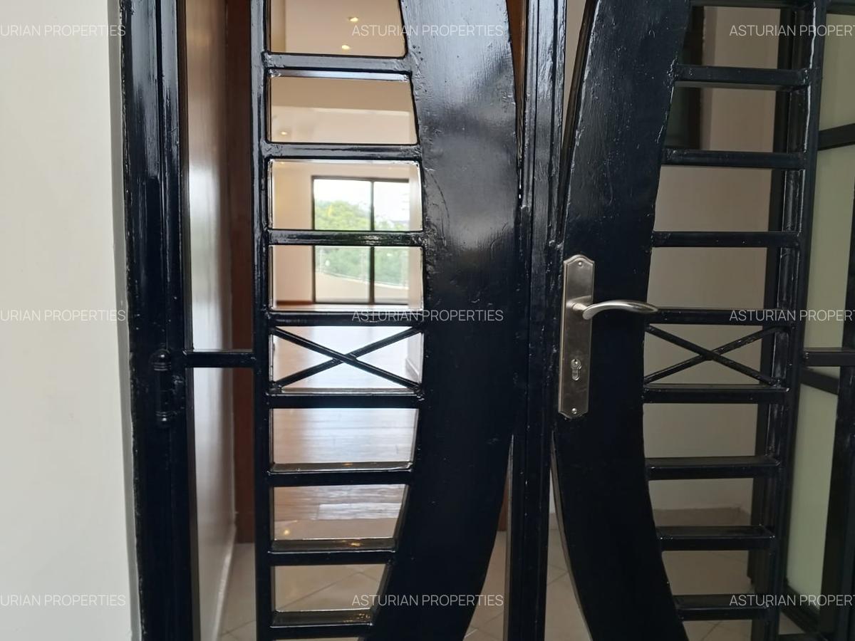 3 Bed Apartment with En Suite in Kileleshwa - 10