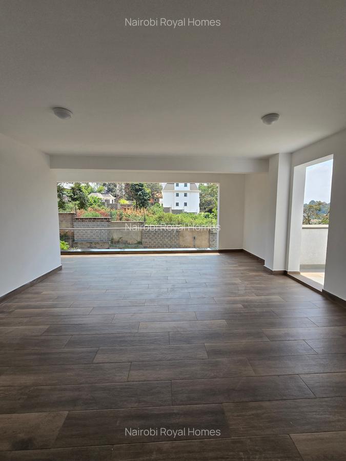 5 Bed Townhouse with En Suite at Kinanda Road - 6