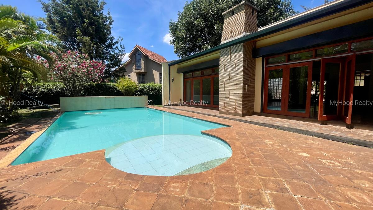 4 Bed House with En Suite in Runda - 1