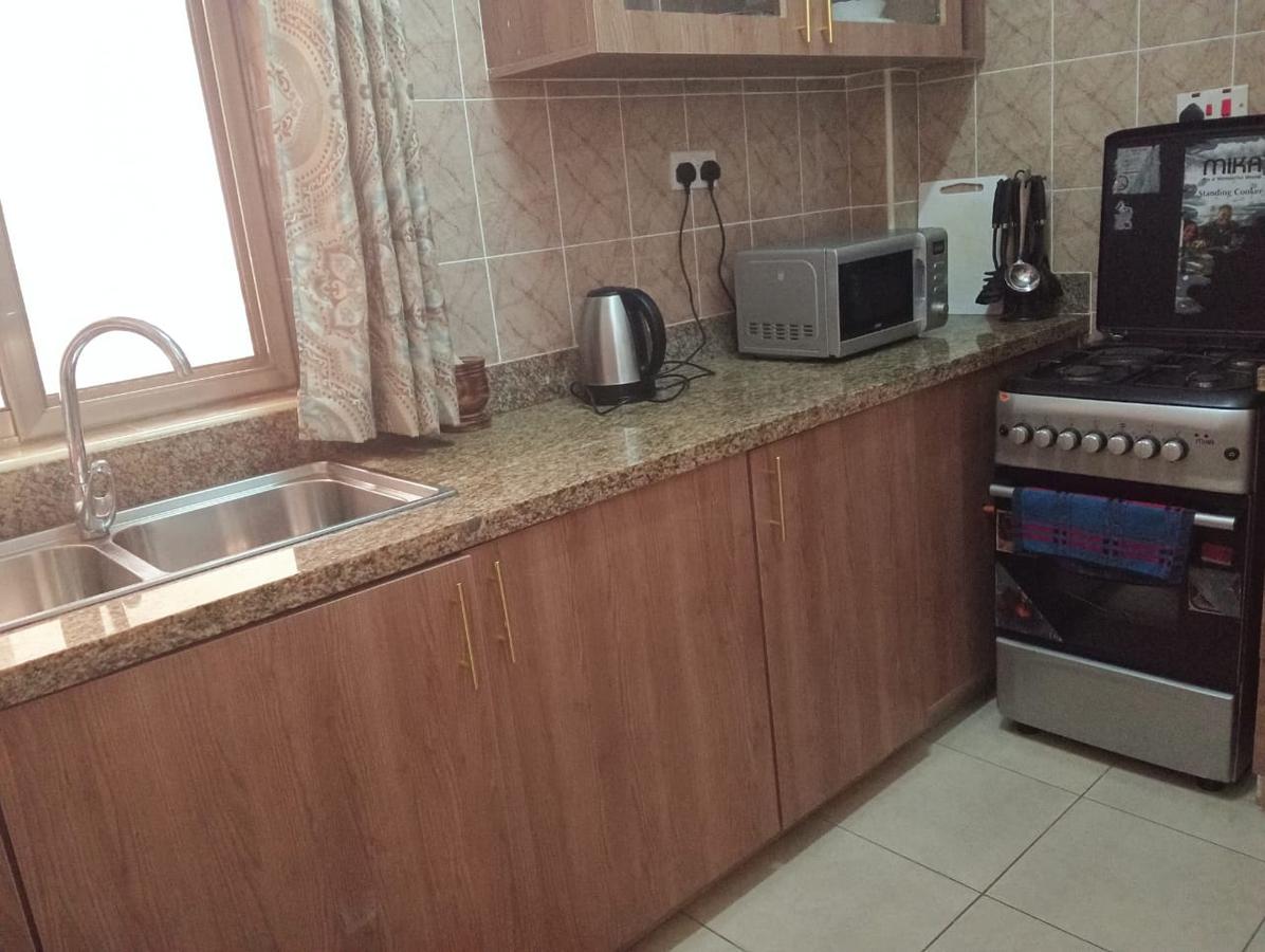 Furnished 1 Bed Apartment with Parking in Nyari - 5