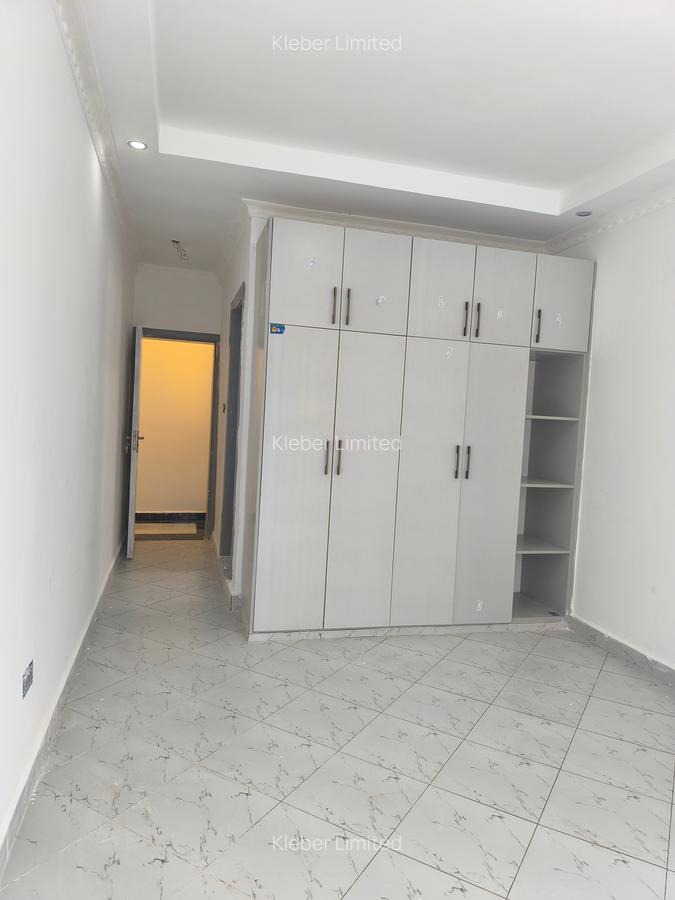 4 Bed House with En Suite in Ruiru - 11