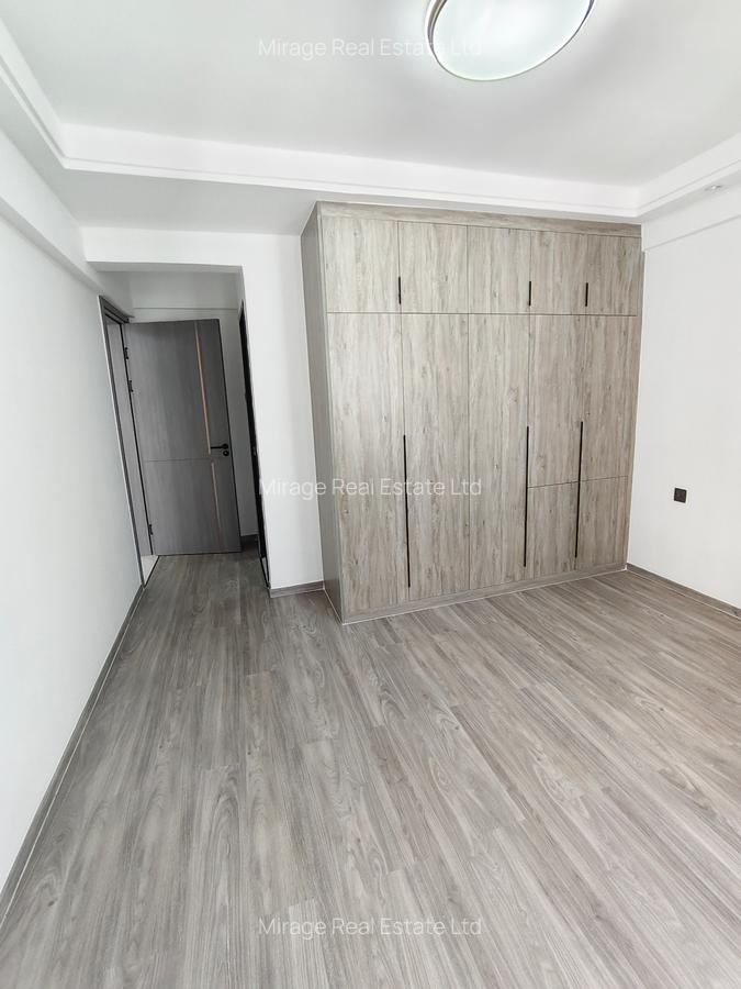 2 Bed Apartment with Swimming Pool in Kilimani - 12