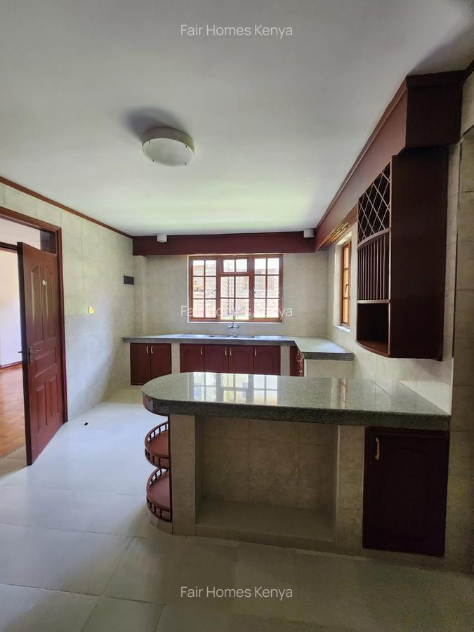 4 Bed Townhouse with En Suite at James Gichuru - 4