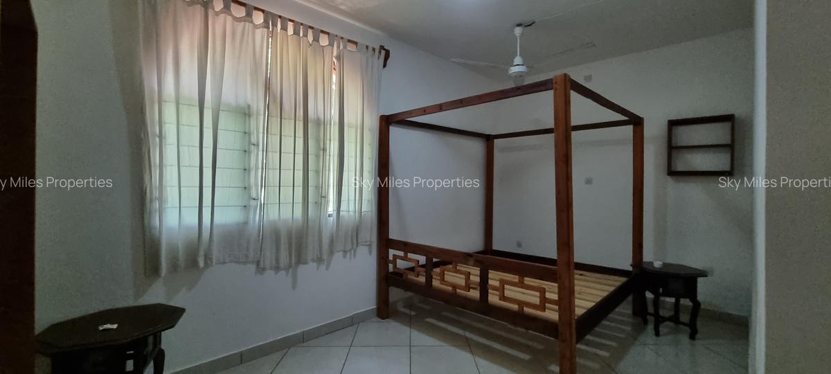Serviced 3 Bed Apartment with En Suite at La-Marina Mtwapa - 6