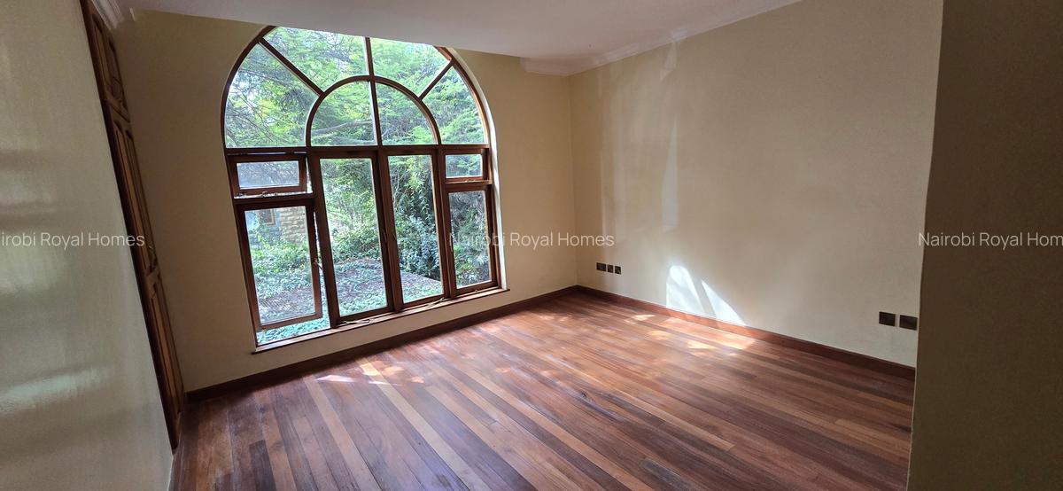 6 Bed House with En Suite at Karen Road - 19