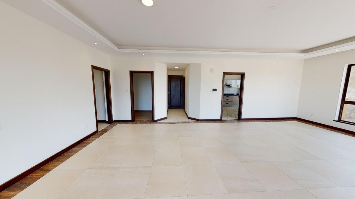 3 Bed Apartment with En Suite in Parklands - 11