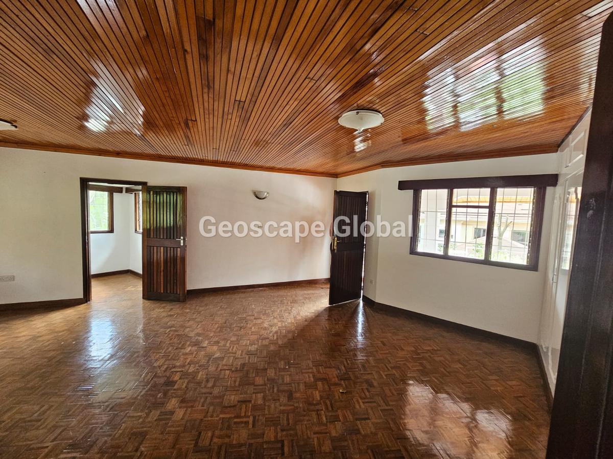 5 Bed House with En Suite in Gigiri - 17