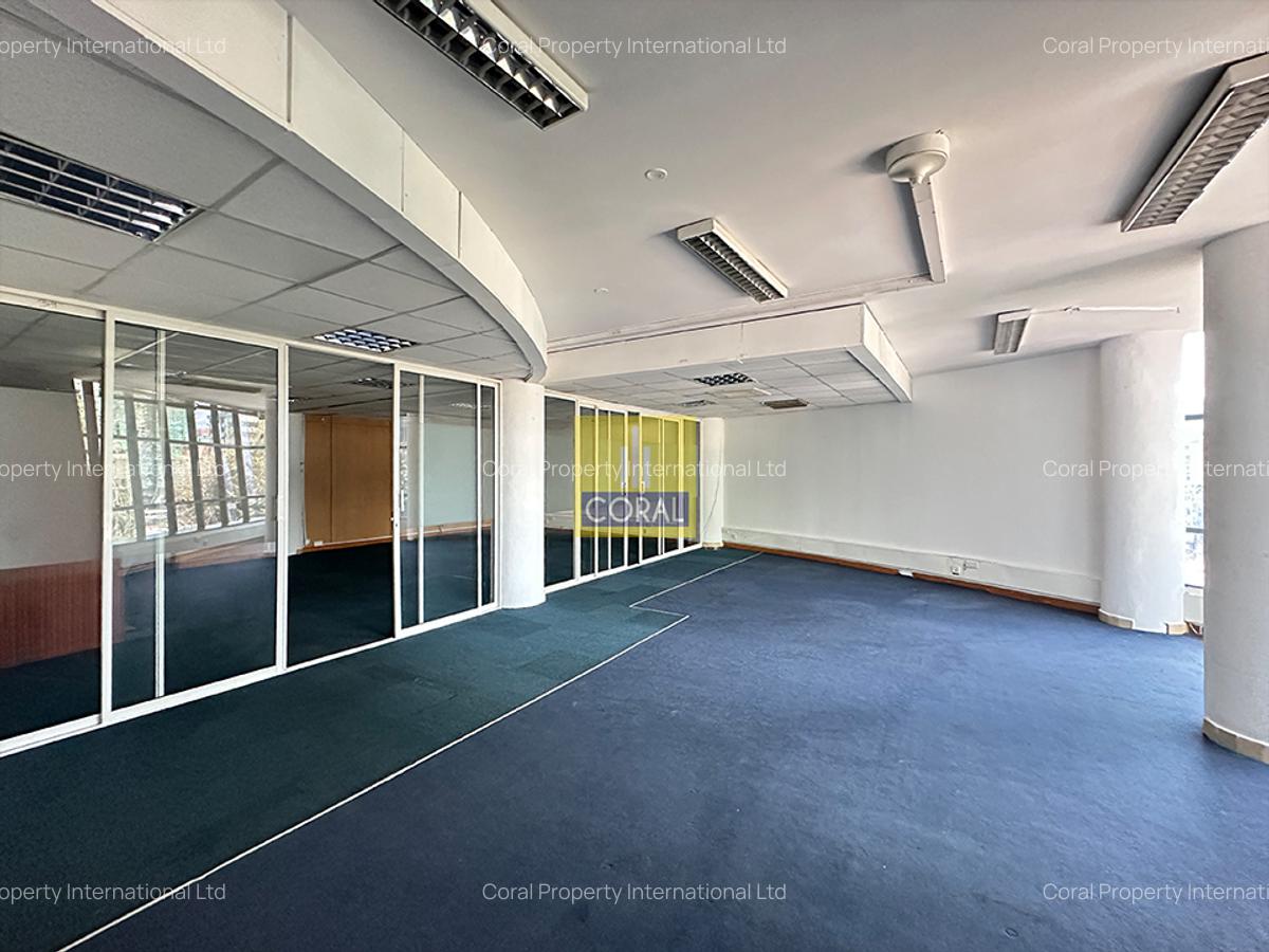 2,934 ft² Office with Service Charge Included in Westlands Area - 9