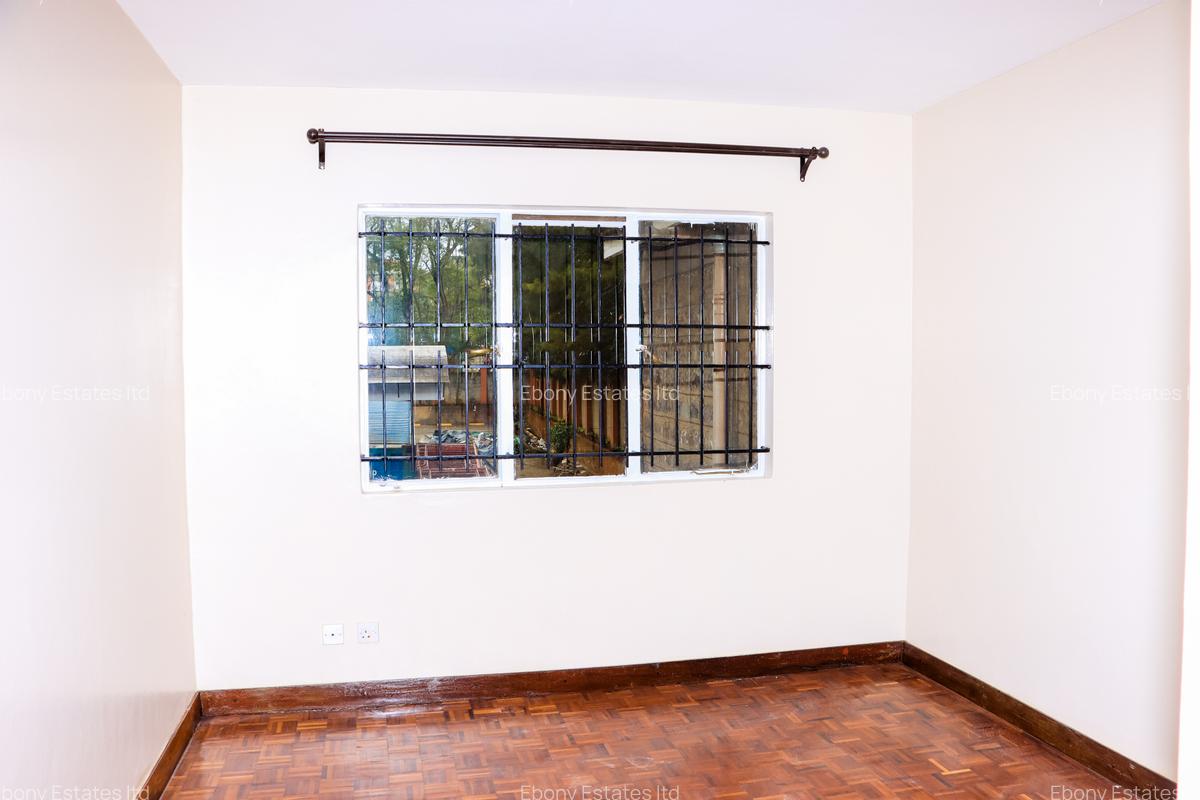 3 Bed Apartment with En Suite in Ngong Road - 12
