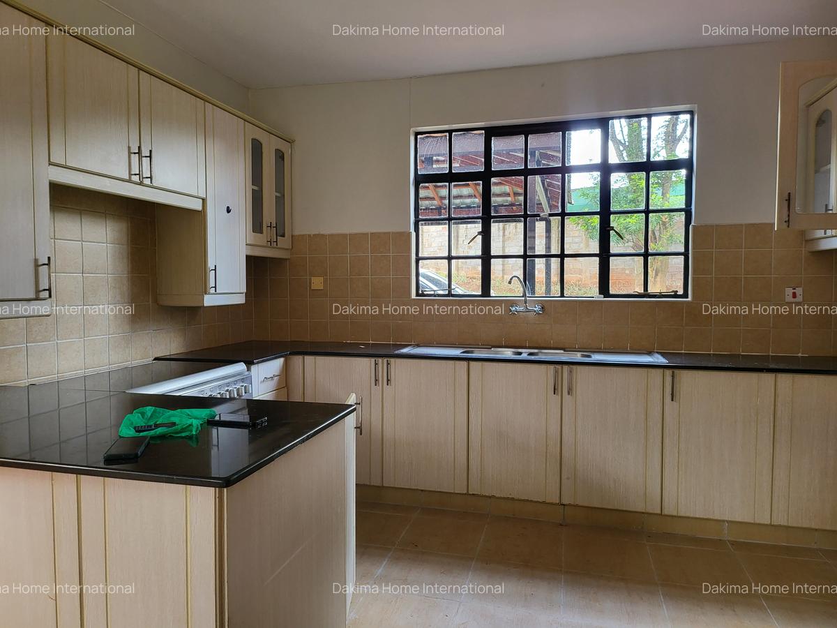 4 Bed Townhouse with En Suite in Runda - 6