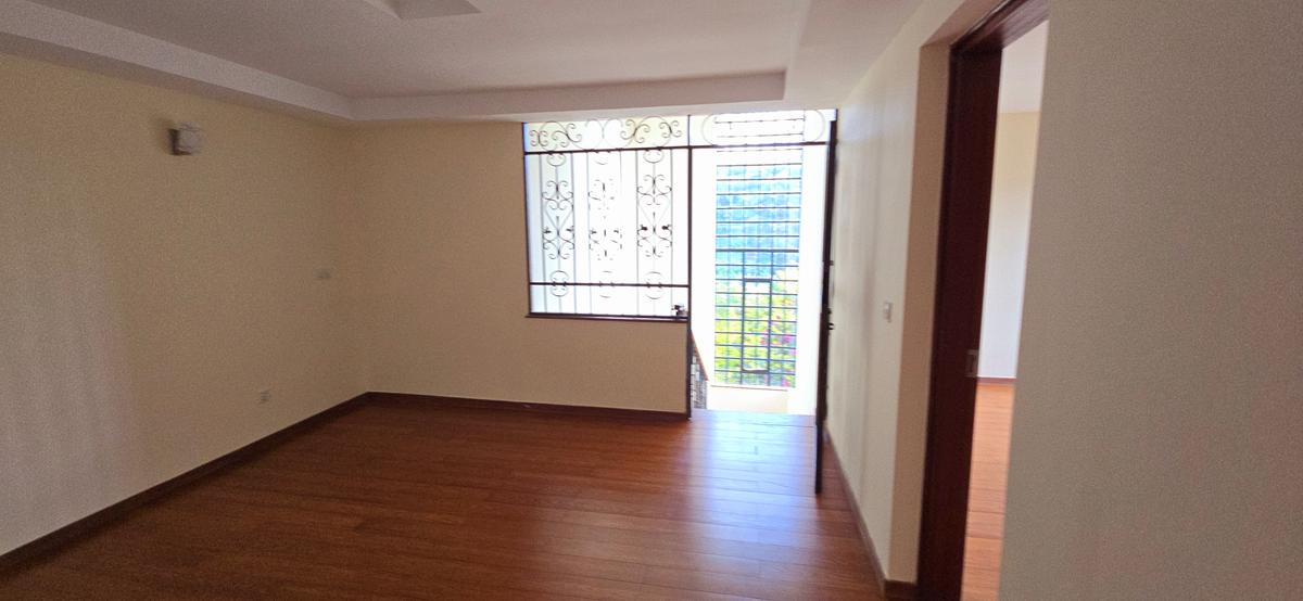 4 Bed Townhouse with En Suite at Kitisuru Ridge - 12